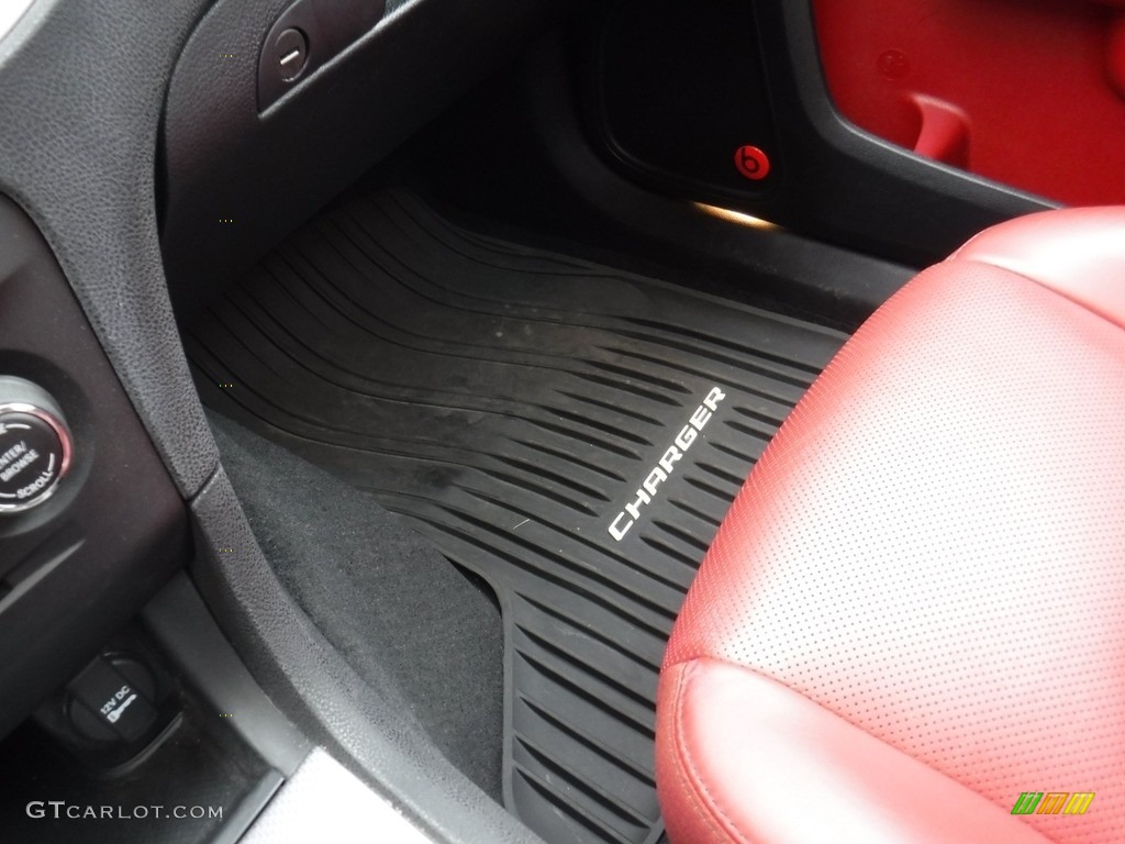 2013 Charger SXT AWD - Bright White / Black/Red photo #21