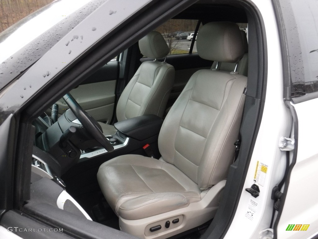 2013 Explorer Limited 4WD - White Platinum Tri-Coat / Medium Light Stone photo #16