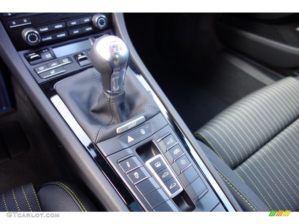 2019 911 Carrera T Coupe - Black / Black photo #23