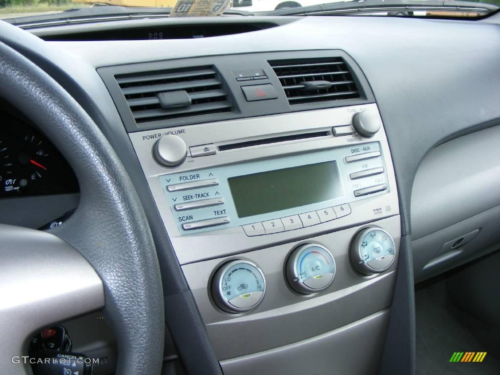 2009 Camry LE - Sky Blue Pearl / Ash photo #11