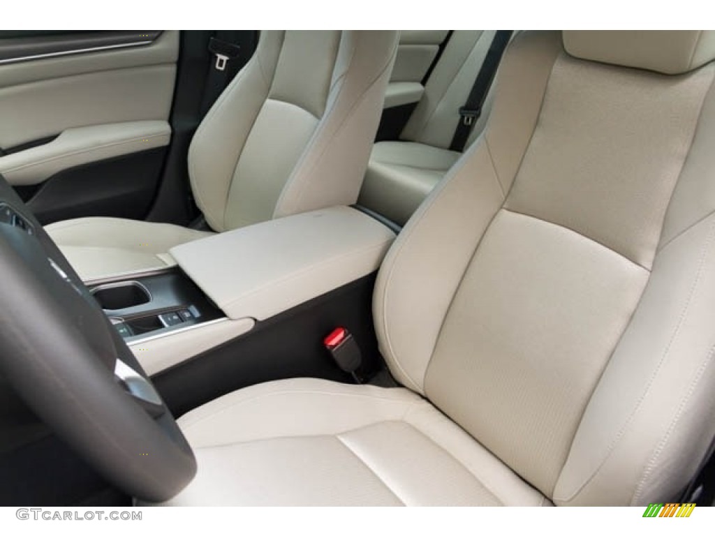 2019 Accord LX Sedan - Platinum White Pearl / Ivory photo #9