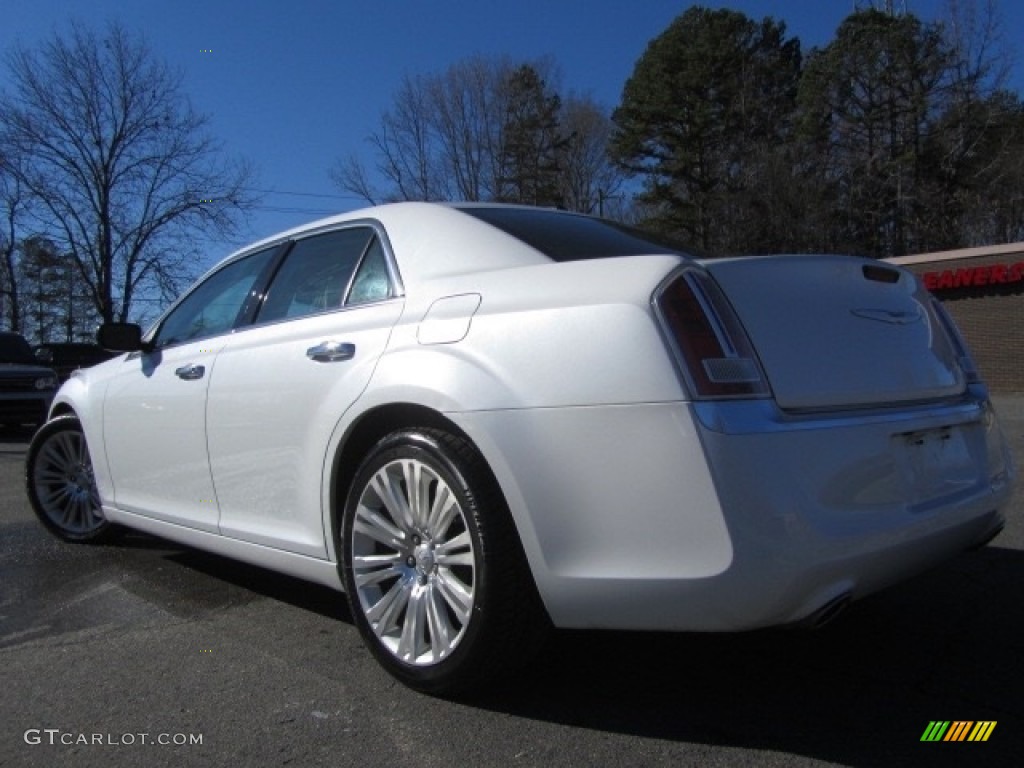 2012 300 C - Ivory Tri-Coat Pearl / Dark Frost Beige/Light Frost Beige photo #8