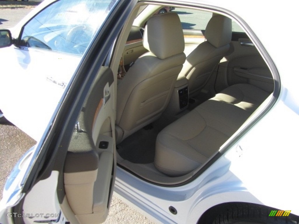 2012 300 C - Ivory Tri-Coat Pearl / Dark Frost Beige/Light Frost Beige photo #20