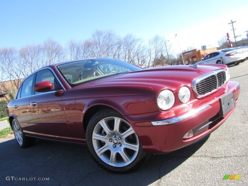 2004 XJ XJ8 - Radiance Red Metallic / Sand photo #2