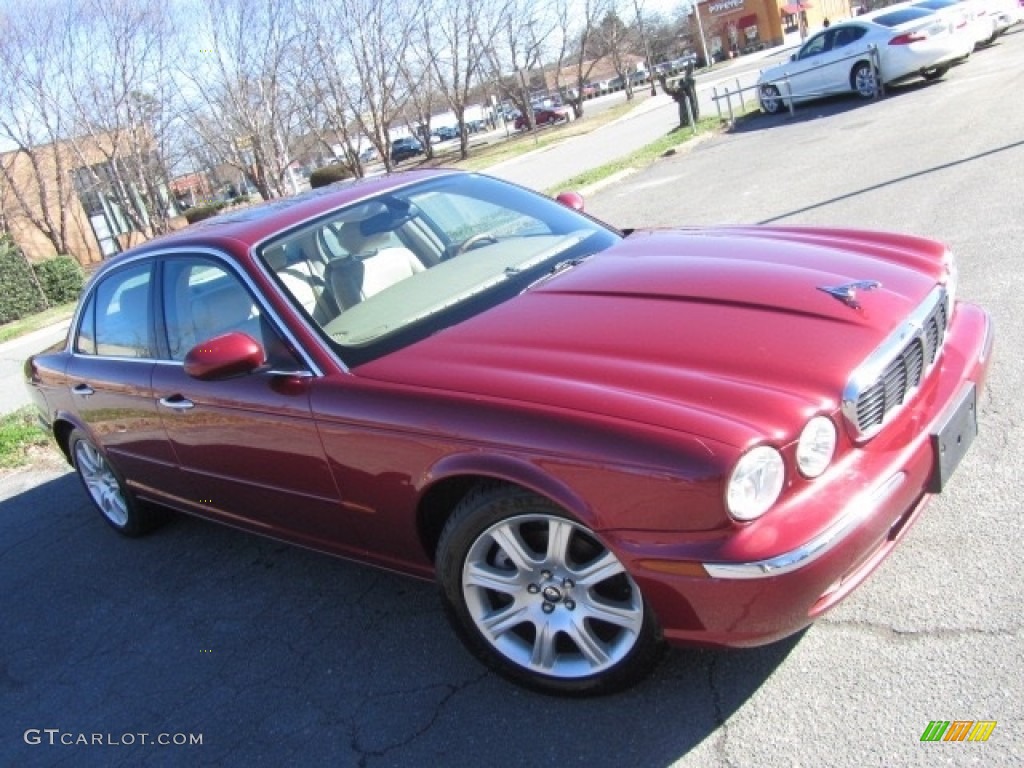 2004 XJ XJ8 - Radiance Red Metallic / Sand photo #3