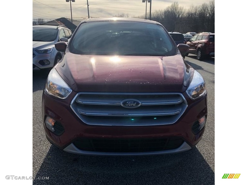 2019 Escape SE 4WD - Ruby Red / Chromite Gray/Charcoal Black photo #2