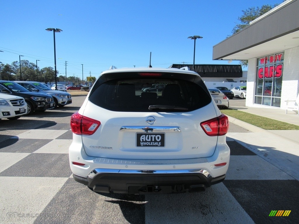 2018 Pathfinder SV - Pearl White / Almond photo #4