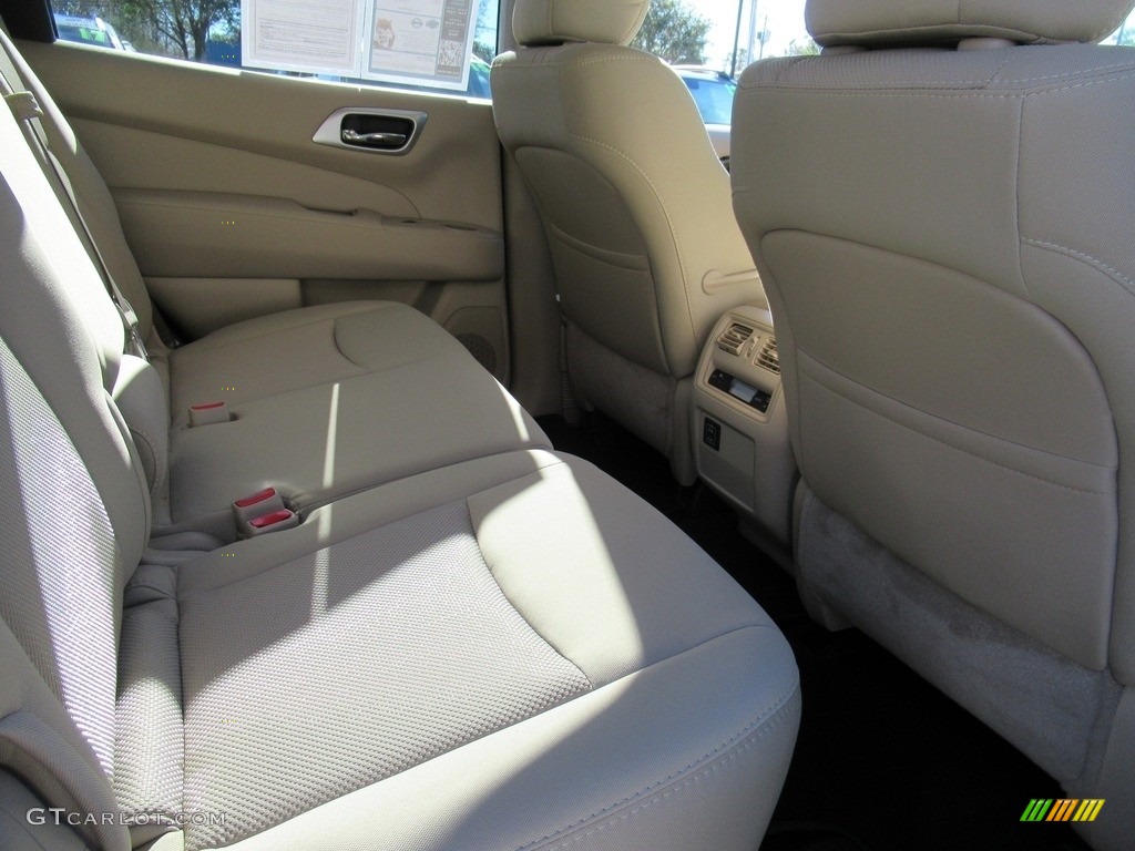 2018 Pathfinder SV - Pearl White / Almond photo #14