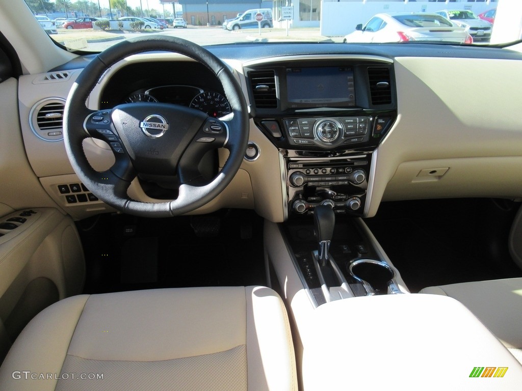 2018 Pathfinder SV - Pearl White / Almond photo #15