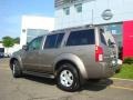 Granite Metallic - Pathfinder SE 4x4 Photo No. 6