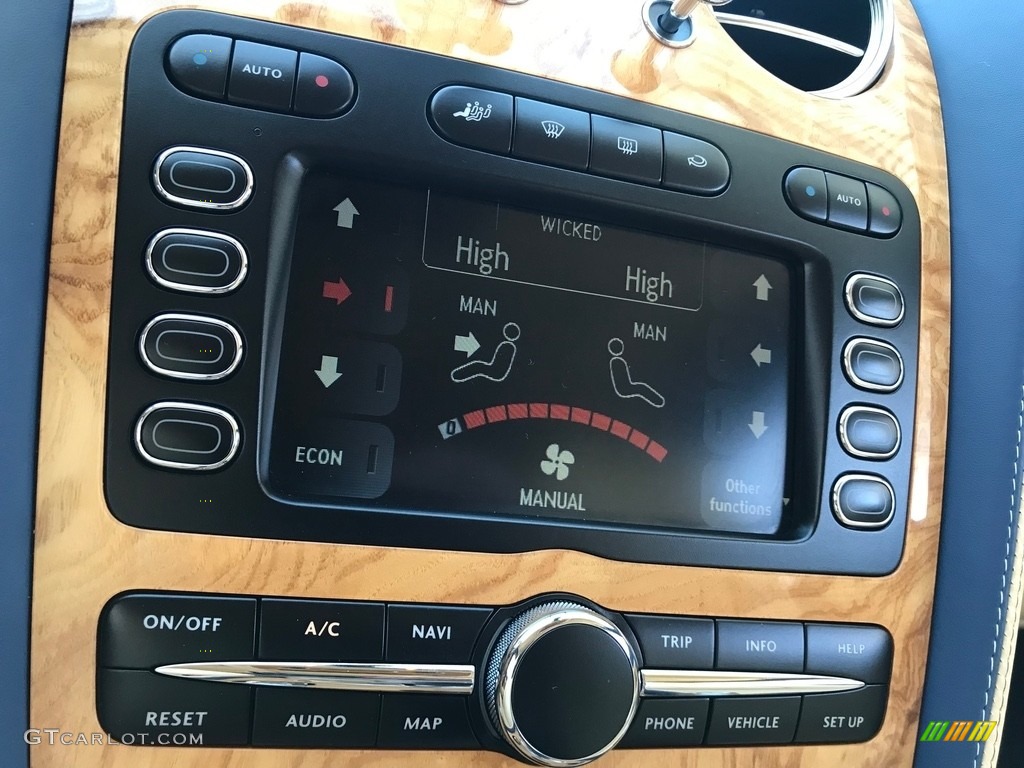 2007 Bentley Continental GT Standard Continental GT Model Controls Photo #131288631