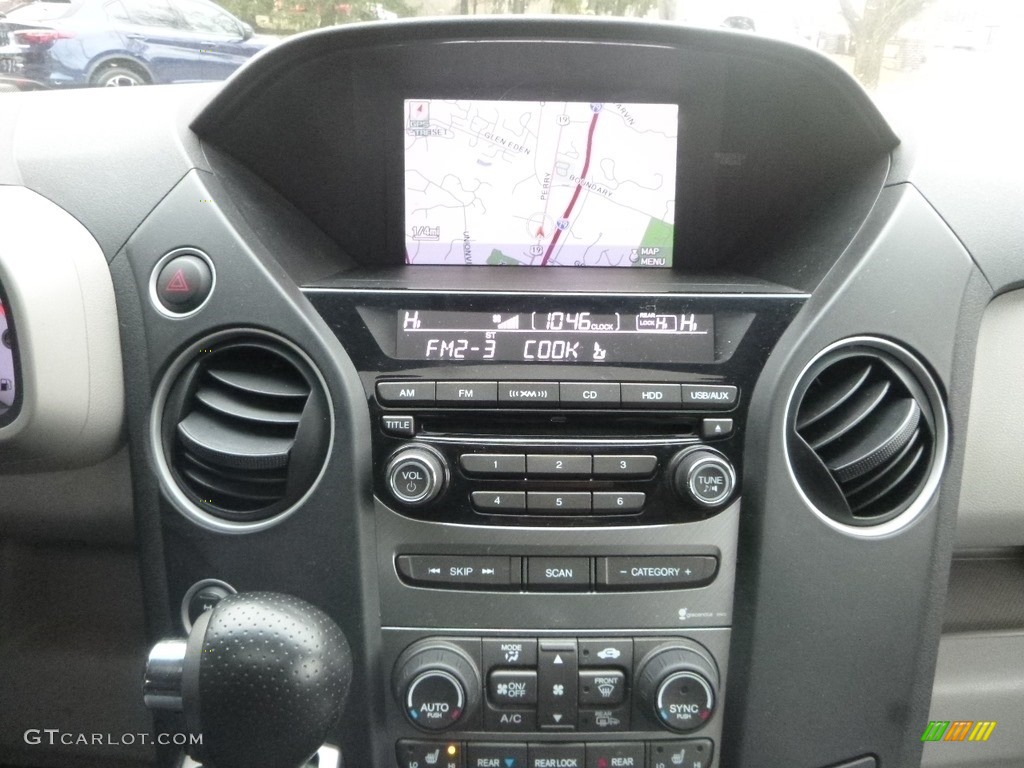 2012 Pilot EX-L 4WD - Crystal Black Pearl / Gray photo #18