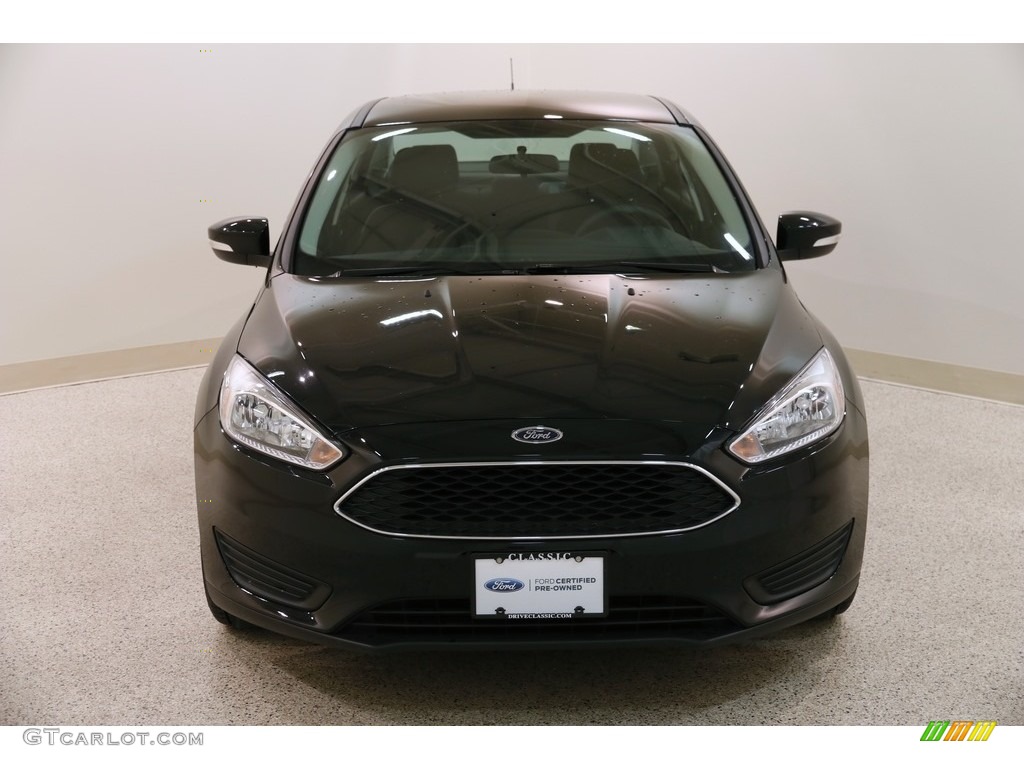 2016 Focus SE Sedan - Shadow Black / Charcoal Black photo #2