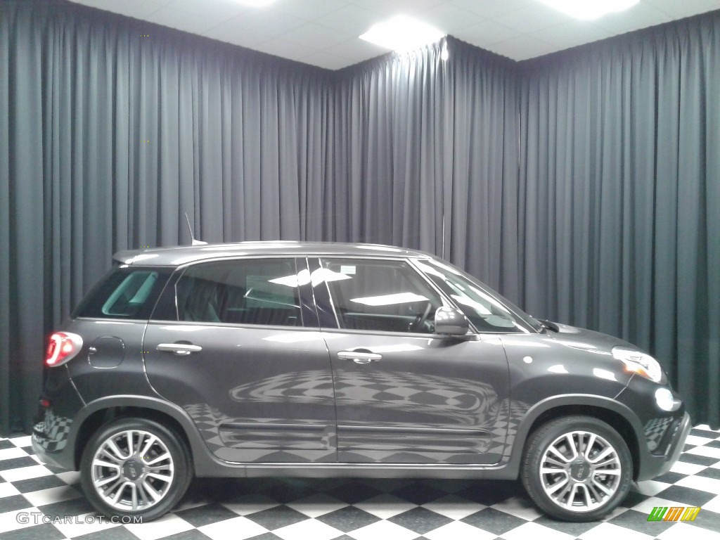 Grigio Scuro (Grey Metallic) 2019 Fiat 500L Trekking Exterior Photo #131309514