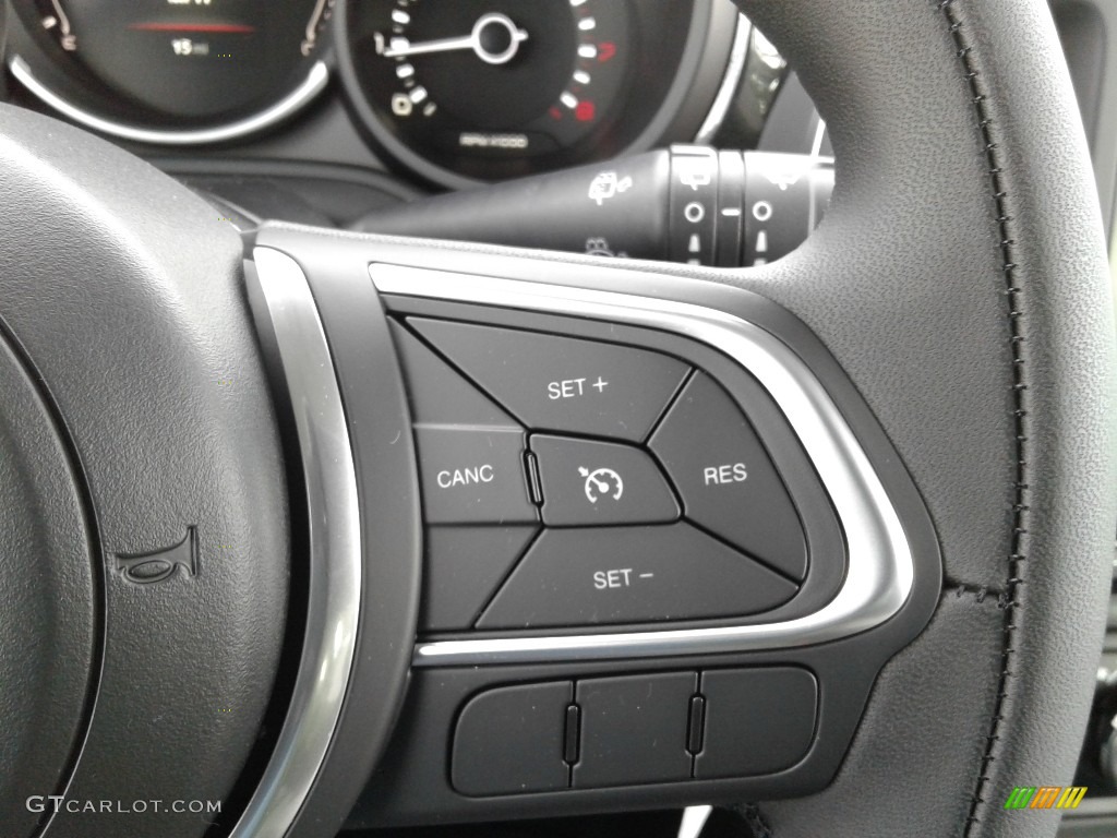 2019 Fiat 500L Trekking Steering Wheel Photos