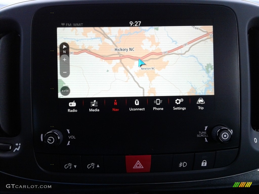 2019 Fiat 500L Trekking Navigation Photos