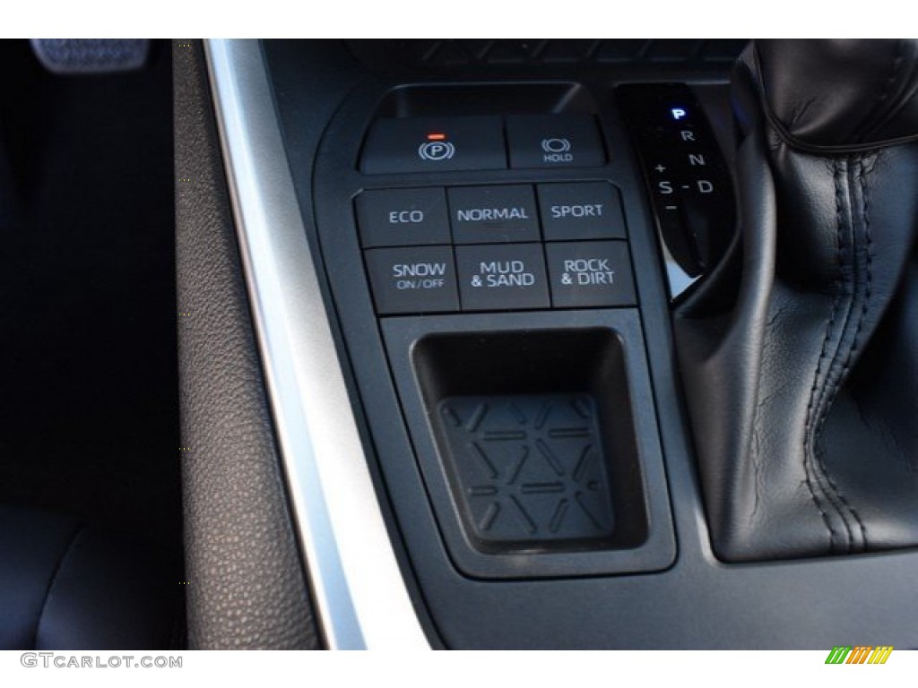 2019 Toyota RAV4 XLE AWD Controls Photo #131318540