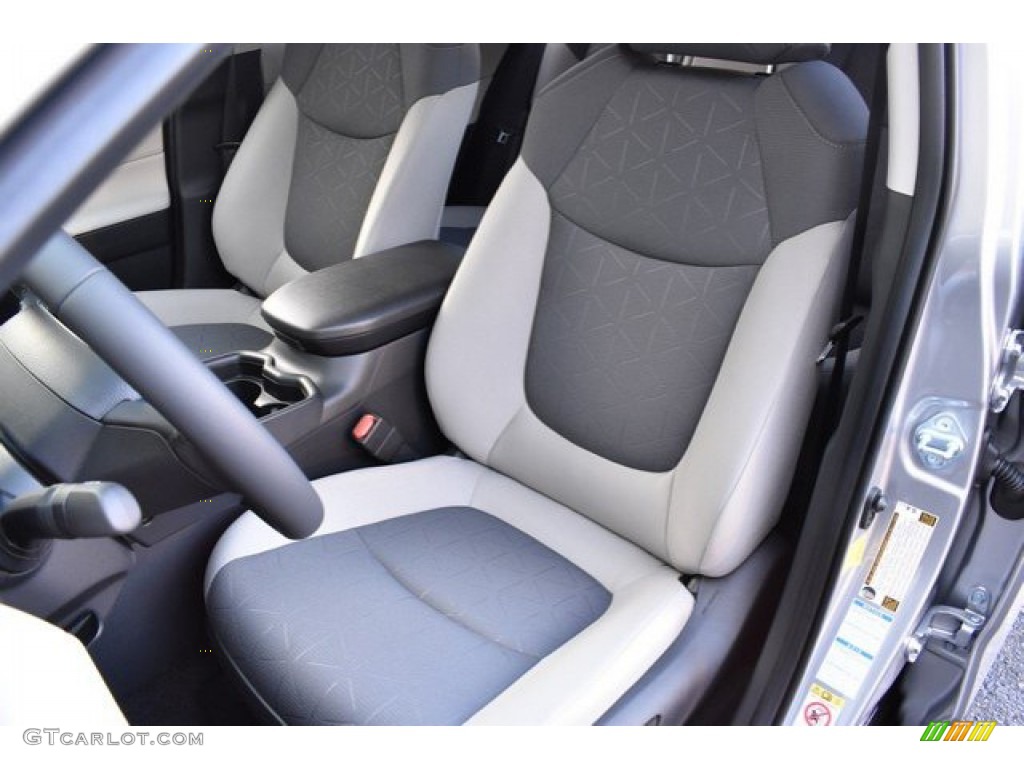 2019 RAV4 XLE AWD - Silver Sky Metallic / Light Gray photo #7