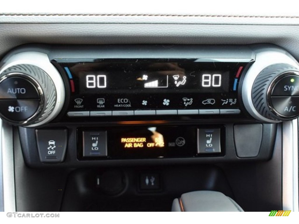 2019 RAV4 XLE AWD - Silver Sky Metallic / Light Gray photo #29