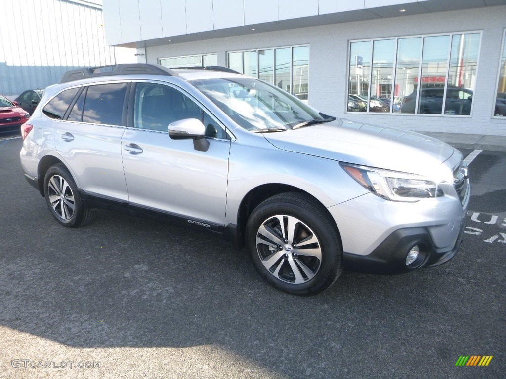 2019 Ice Silver Metallic Subaru Outback 2 5i Limited