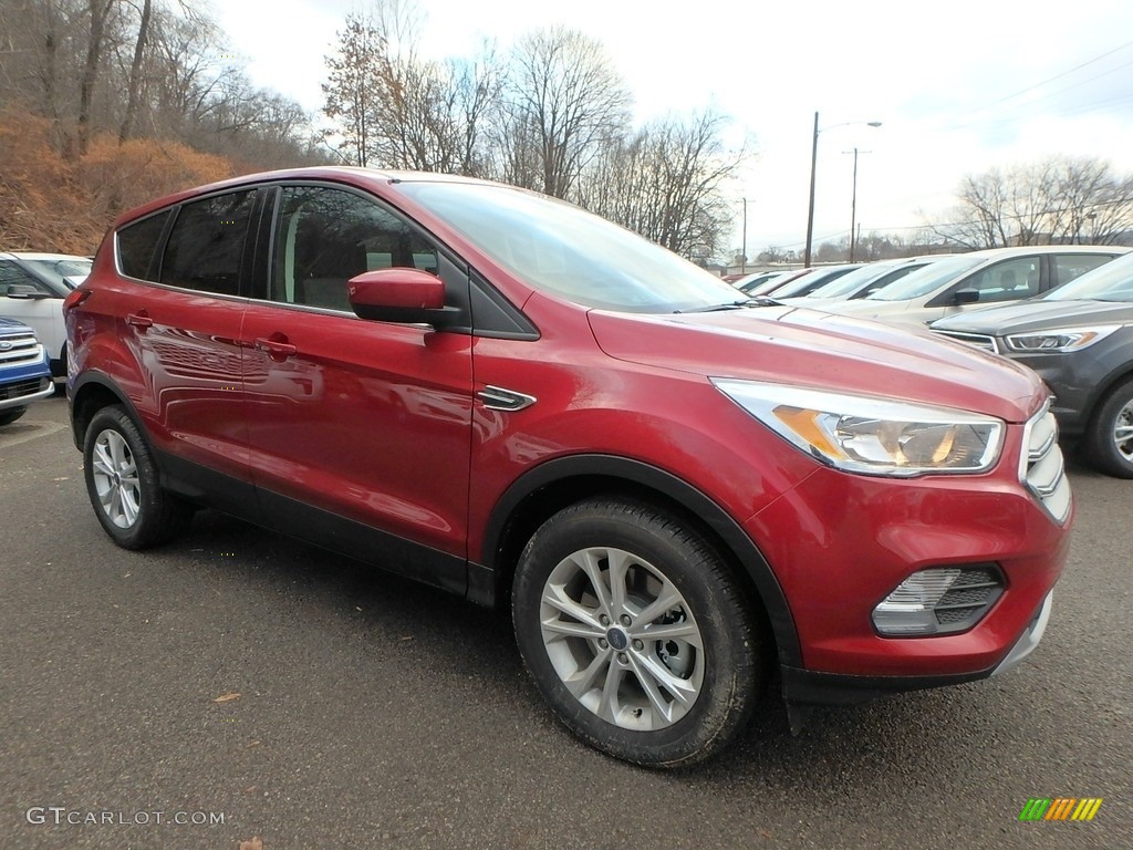 2019 Escape SE 4WD - Ruby Red / Chromite Gray/Charcoal Black photo #9