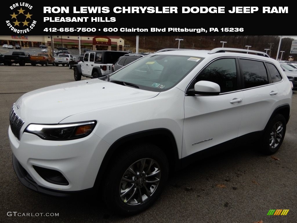 2019 Cherokee Latitude Plus 4x4 - Bright White / Black photo #1