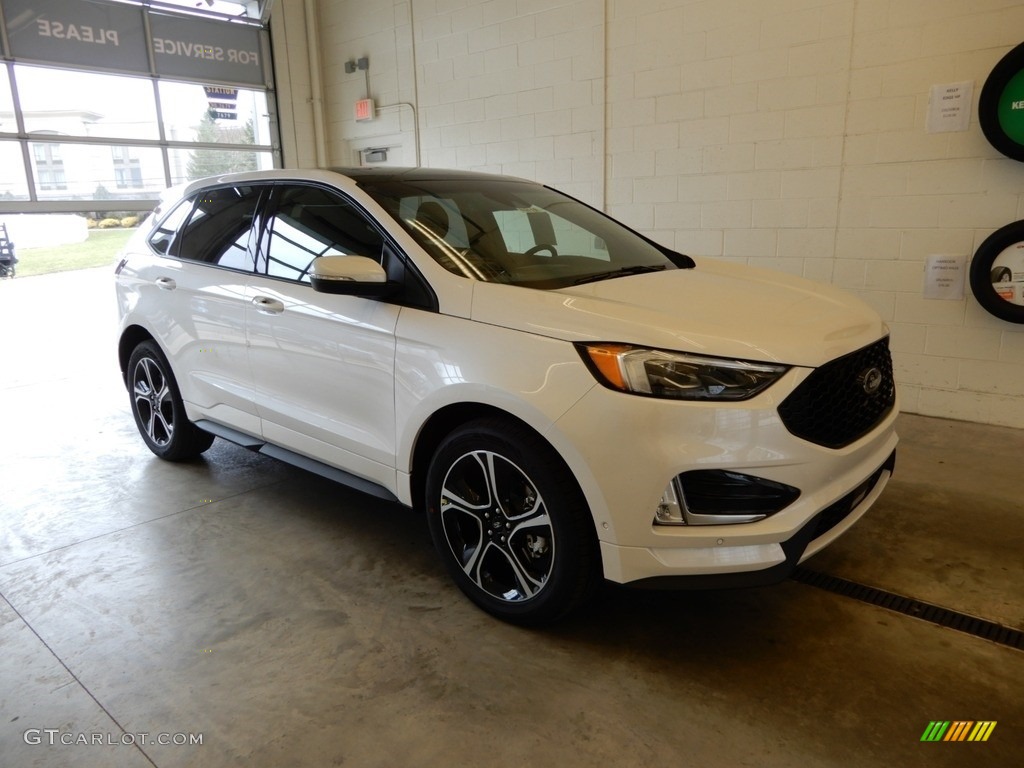 White Platinum Ford Edge