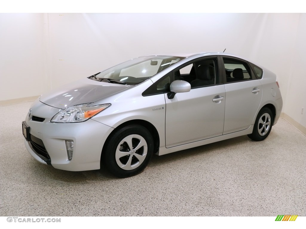 2012 Prius 3rd Gen Three Hybrid - Classic Silver Metallic / Dark Gray photo #3