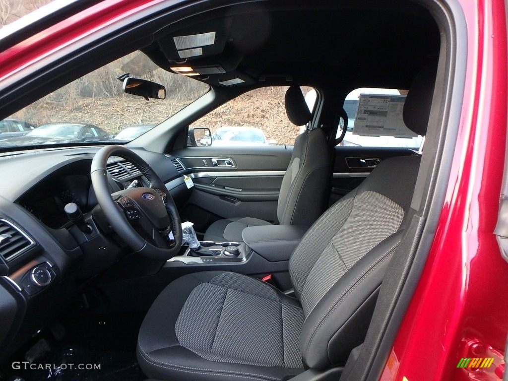 Medium Black Interior 2019 Ford Explorer XLT 4WD Photo #131327157