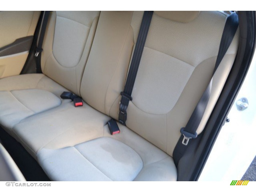 2012 Accent GLS 4 Door - Century White / Beige photo #22