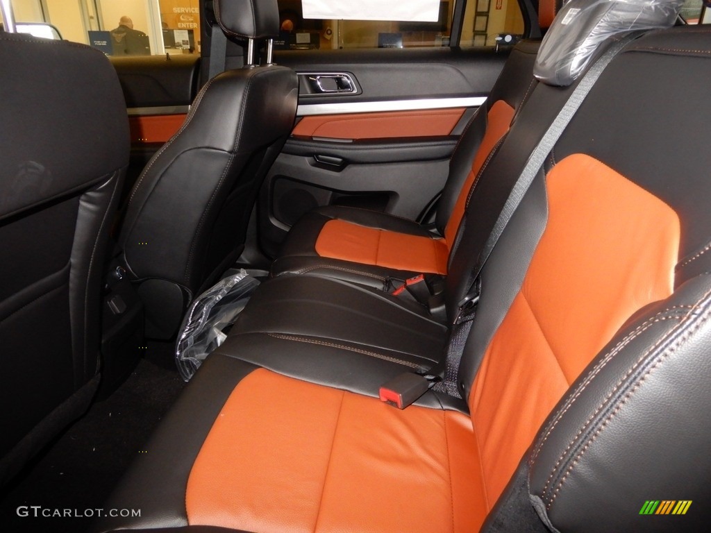 Medium Black/Desert Copper Interior 2019 Ford Explorer XLT 4WD Photo #131327823