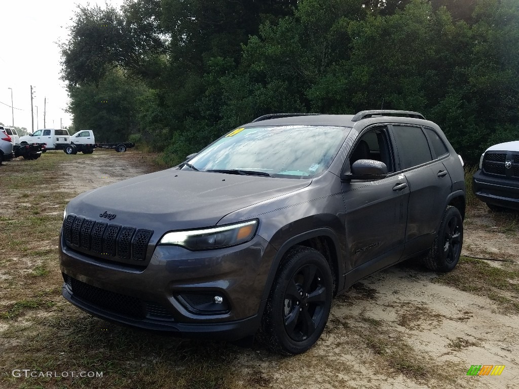 2019 Cherokee Latitude Plus - Granite Crystal Metallic / Black photo #1