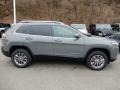 Sting-Gray - Cherokee Latitude Plus 4x4 Photo No. 8
