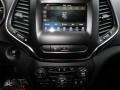 Sting-Gray - Cherokee Latitude Plus 4x4 Photo No. 20