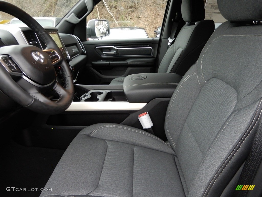 2019 1500 Big Horn Crew Cab 4x4 - Bright White / Black/Diesel Gray photo #10