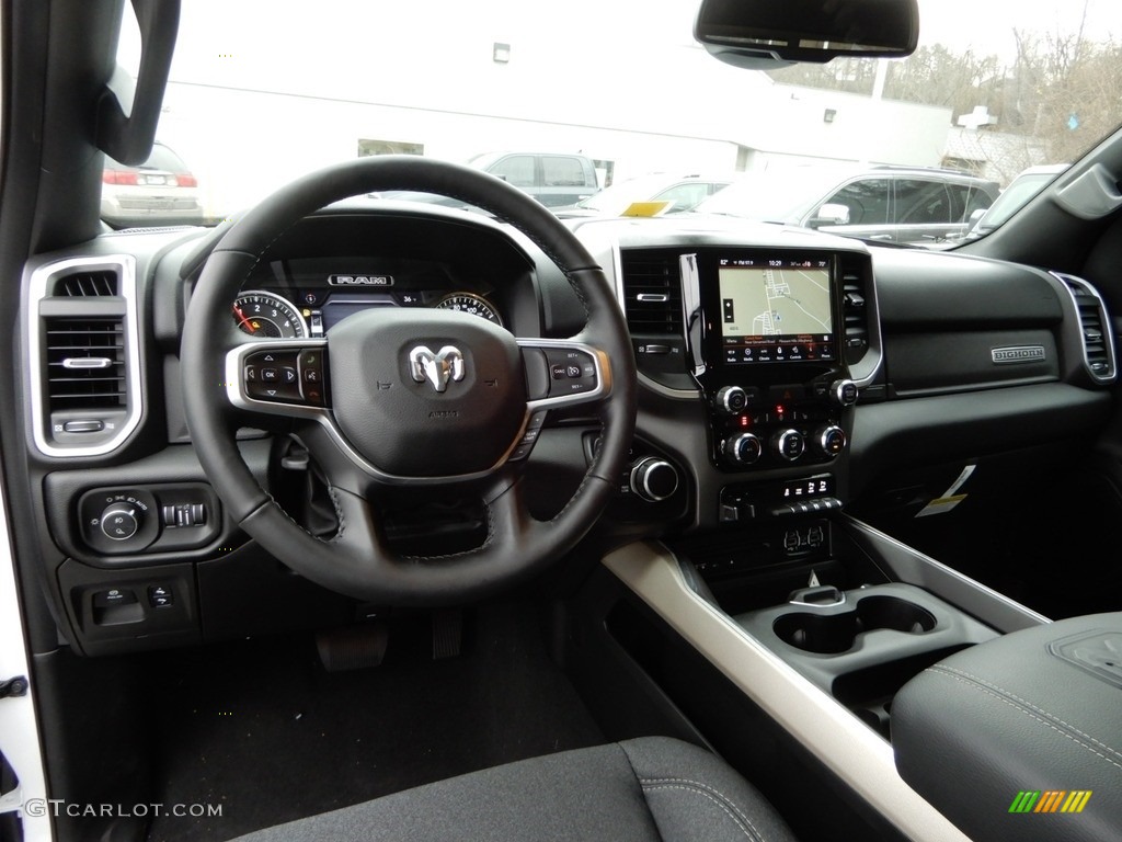 2019 1500 Big Horn Crew Cab 4x4 - Bright White / Black/Diesel Gray photo #13