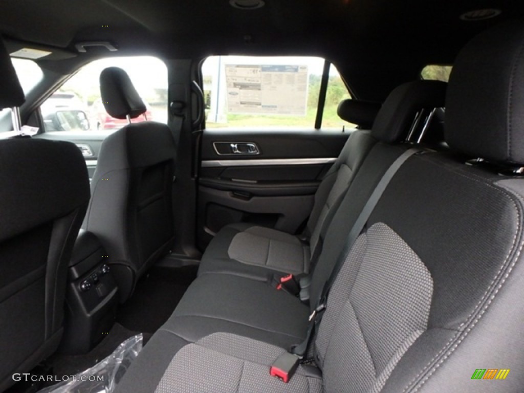 2019 Explorer XLT 4WD - Magnetic / Medium Black photo #12