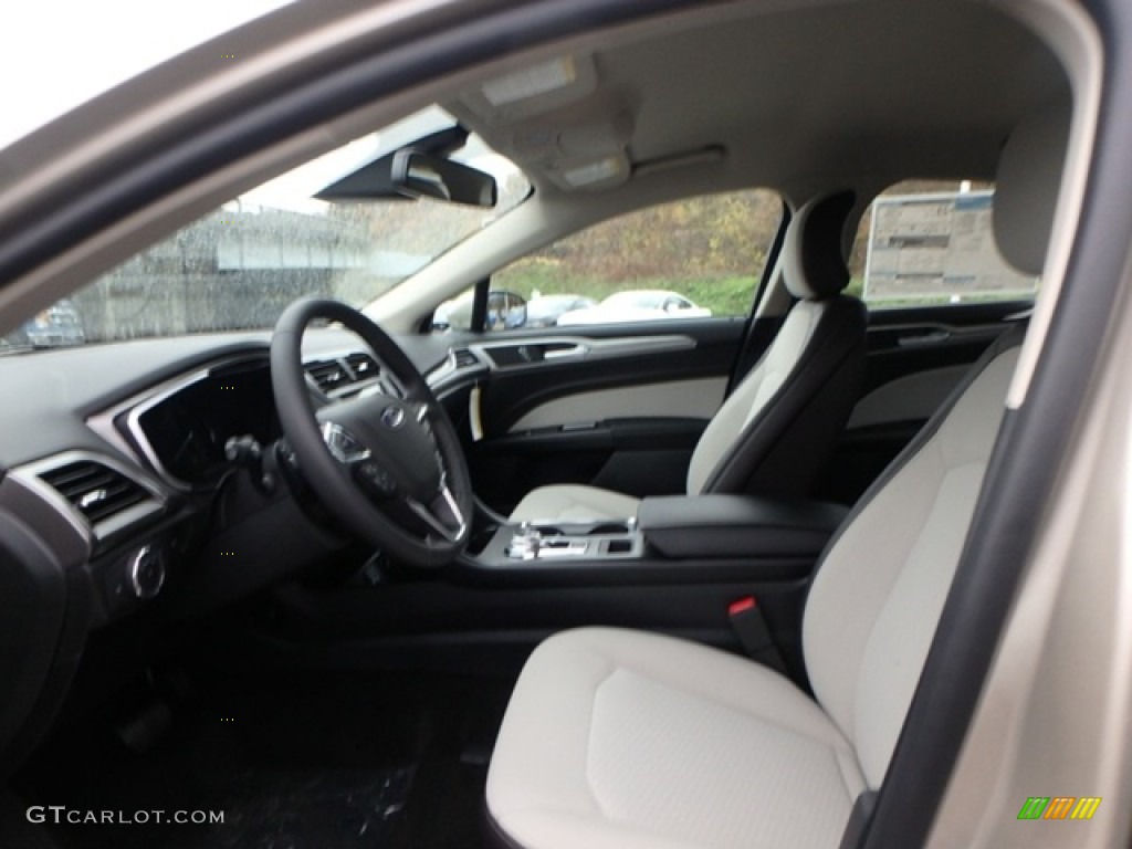 2019 Ford Fusion SE AWD Front Seat Photo #131341124