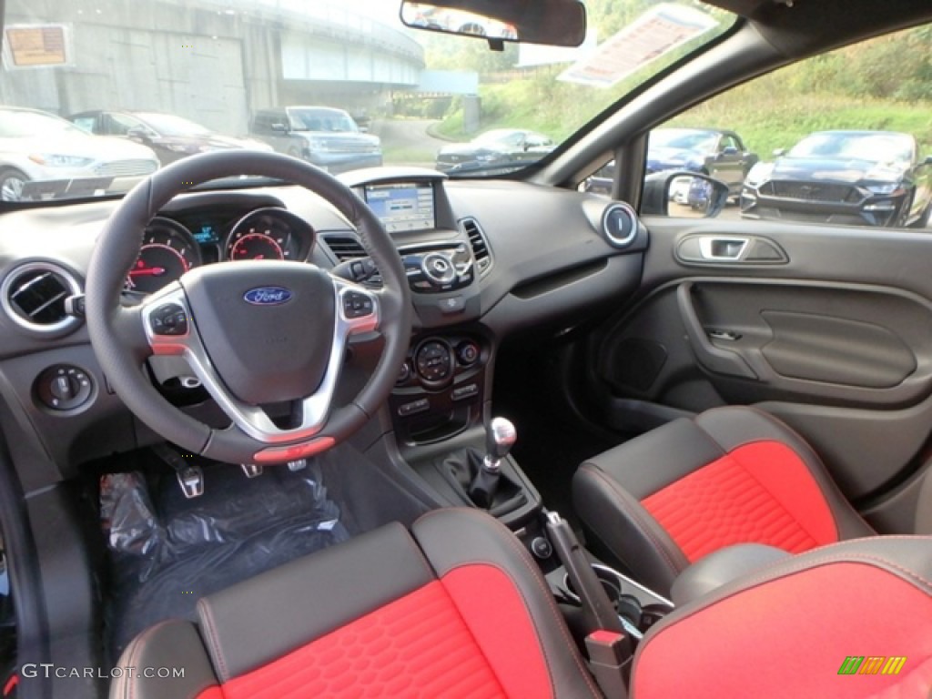 Molten Orange/Charcoal Recaro Interior 2018 Ford Fiesta ST Hatchback Photo #131342708