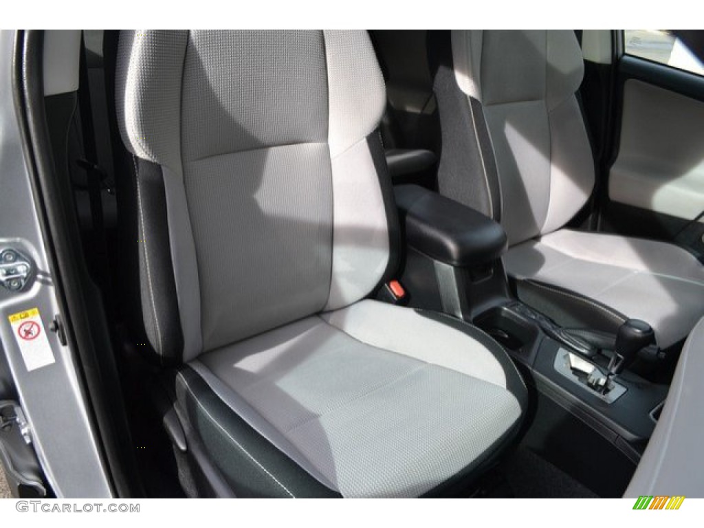 2016 RAV4 XLE AWD - Silver Sky Metallic / Ash photo #19