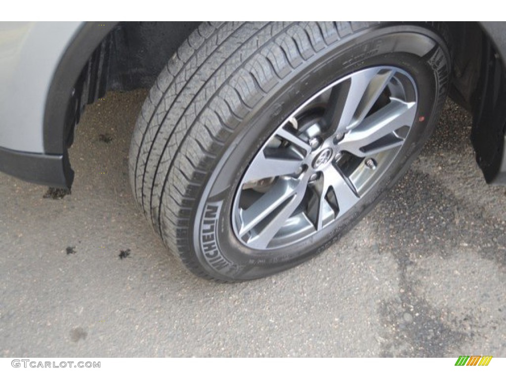 2016 RAV4 XLE AWD - Silver Sky Metallic / Ash photo #29