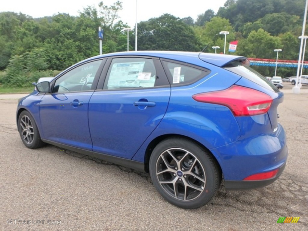 2018 Focus SEL Hatch - Lightning Blue / Charcoal Black photo #5