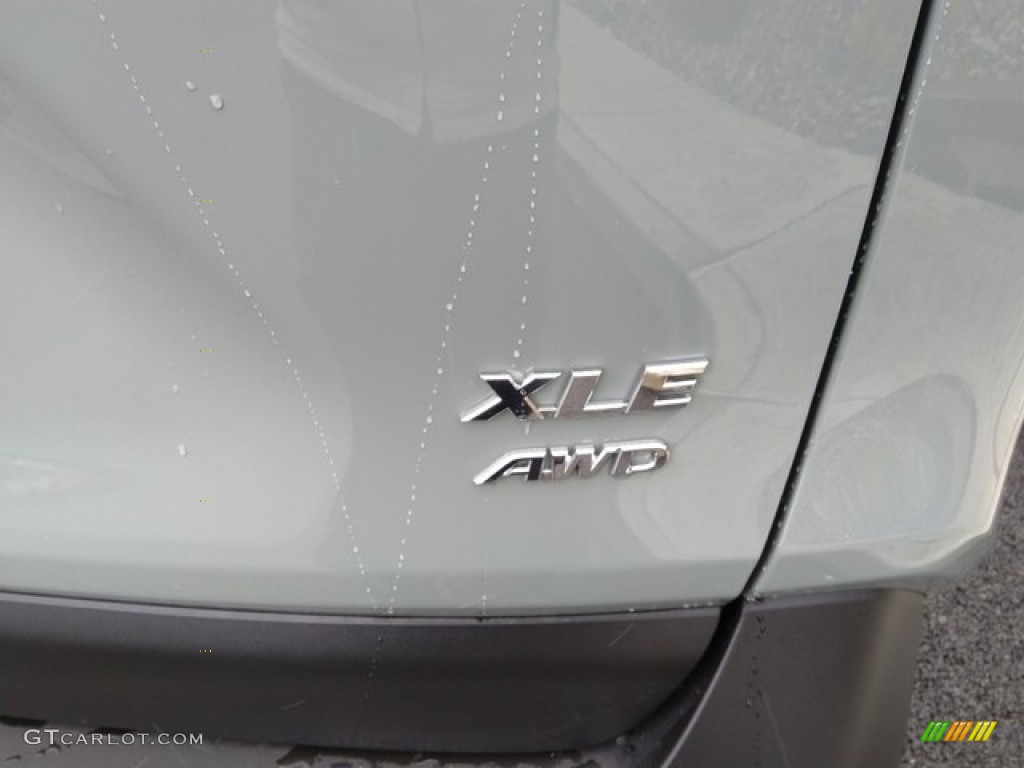 2019 Toyota RAV4 XLE AWD Marks and Logos Photo #131344841