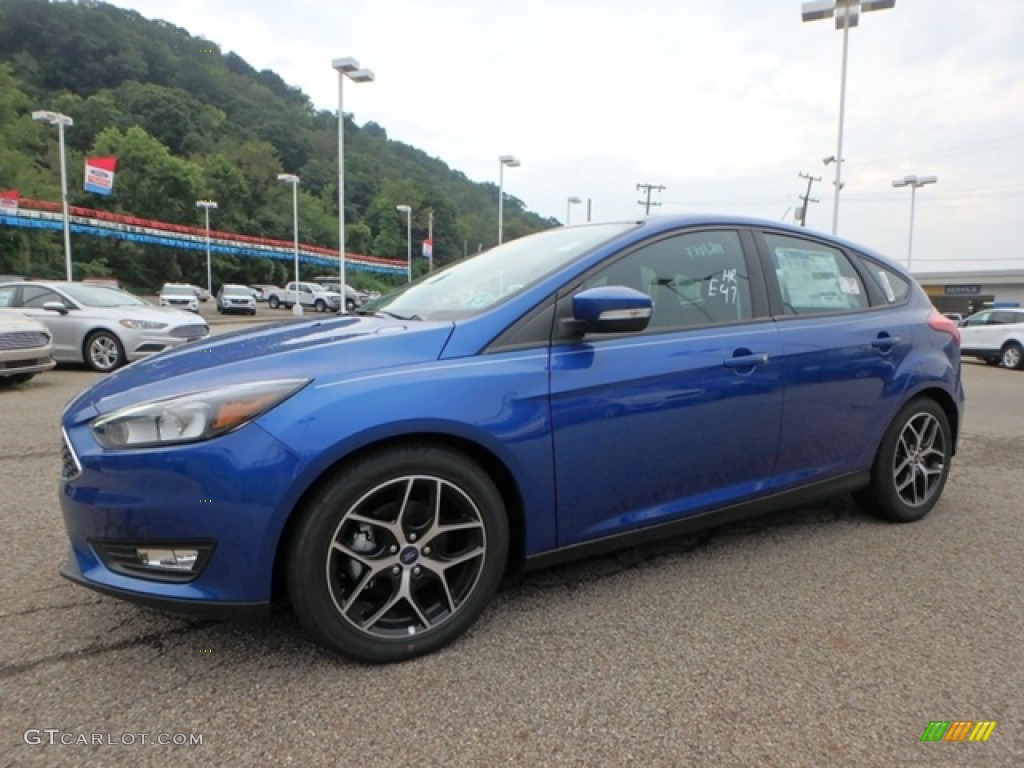 2018 Focus SEL Hatch - Lightning Blue / Charcoal Black photo #7