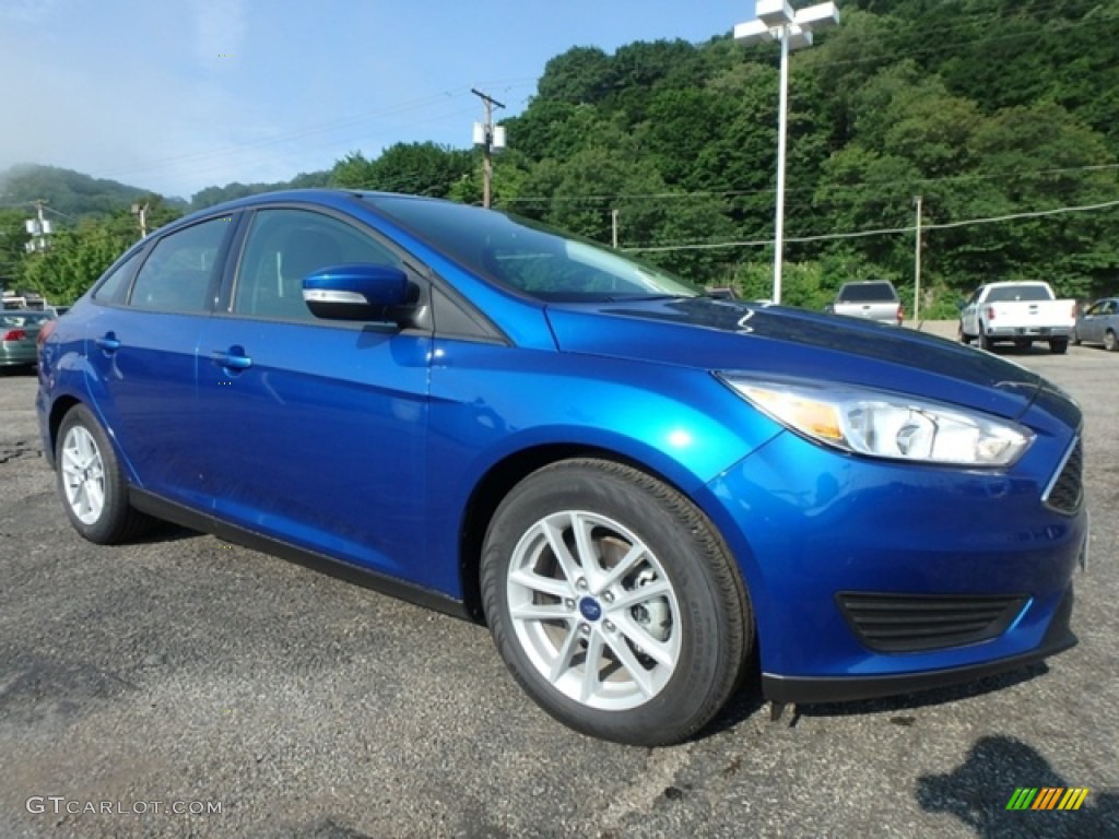 2018 Focus SE Sedan - Lightning Blue / Charcoal Black photo #8
