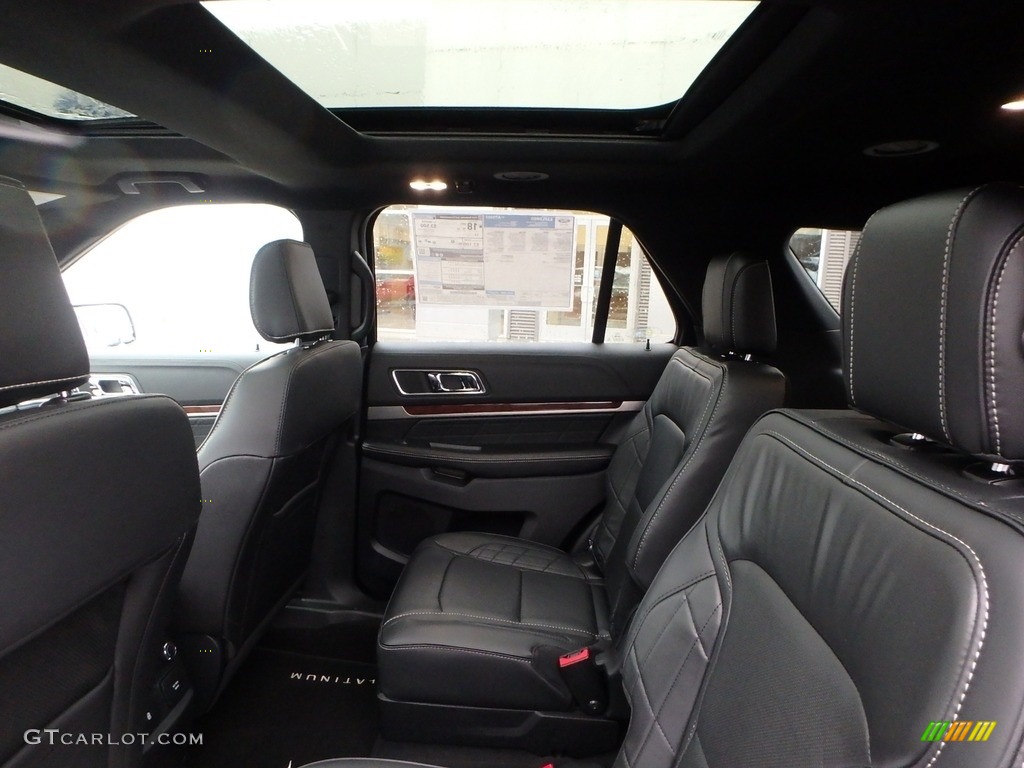 Medium Black Interior 2019 Ford Explorer Platinum 4WD Photo #131345771