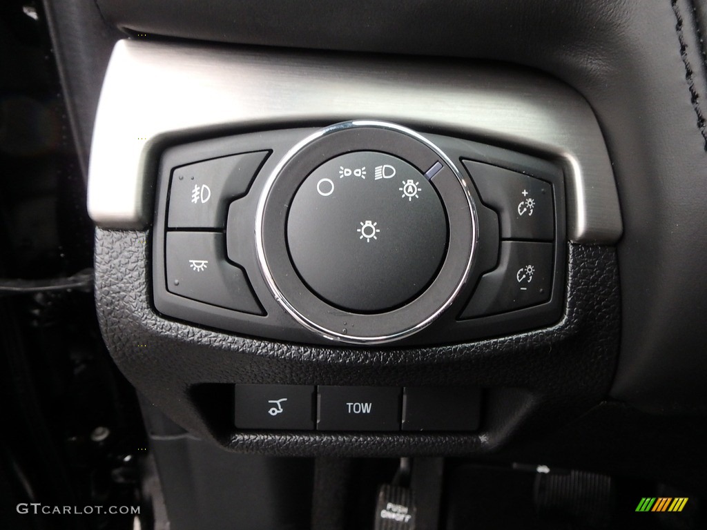 2019 Ford Explorer Platinum 4WD Controls Photo #131345954