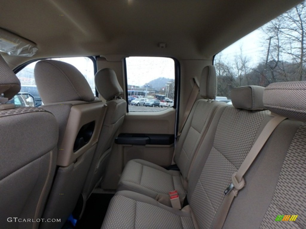 2019 F150 XL SuperCab 4x4 - Oxford White / Earth Gray photo #13