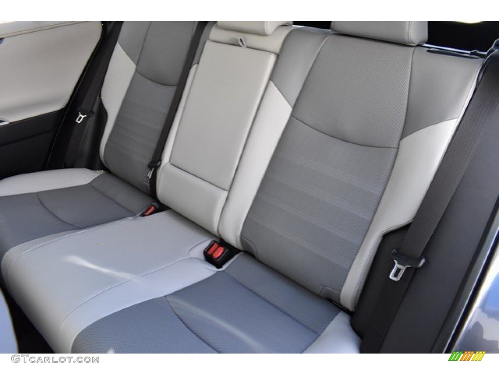 Light Gray Interior 2019 Toyota RAV4 Limited AWD Photo #131346857