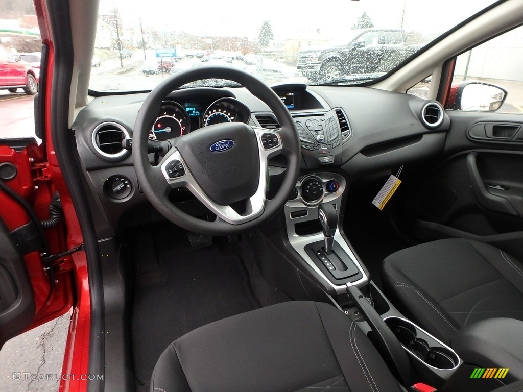 Charcoal Black Interior 2019 Ford Fiesta SE Sedan Photo #131347868